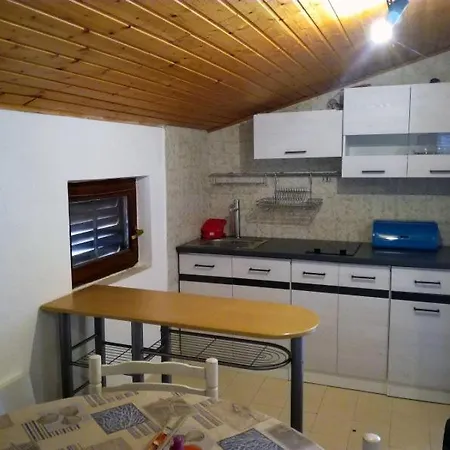 Apartman Angela -lopar