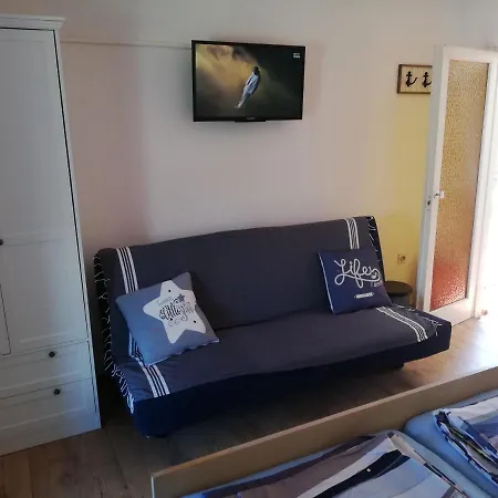 Angela -lopar Apartman