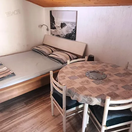 Apartamento Angela -lopar